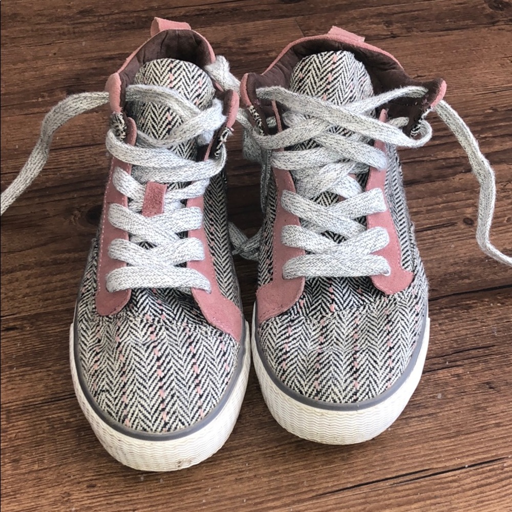 Toms Sneakers